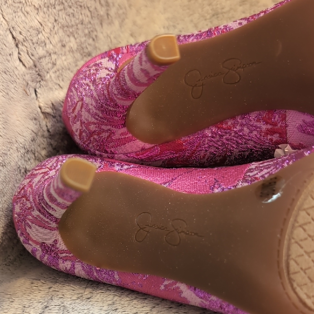 Jessica Simpson Pink Patterned Heels - Picture 5 of 9